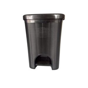 Lixeira com pedal 12L